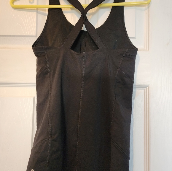 Lululemon xs top - Picture 2 of 4